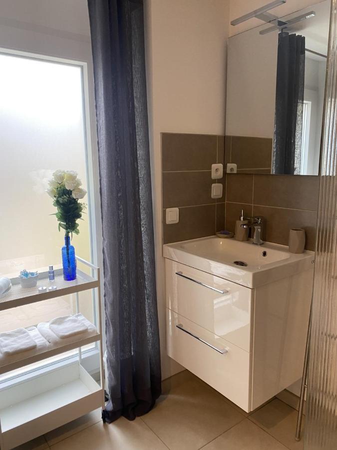 La Suite De Charme Du Mas De La Fontaine De Jonquier Avec Spa Privatif Séguret Eksteriør billede